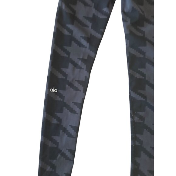 ALO Black Gray Houndstooth Leggings Size XS - Picture 2 of 8